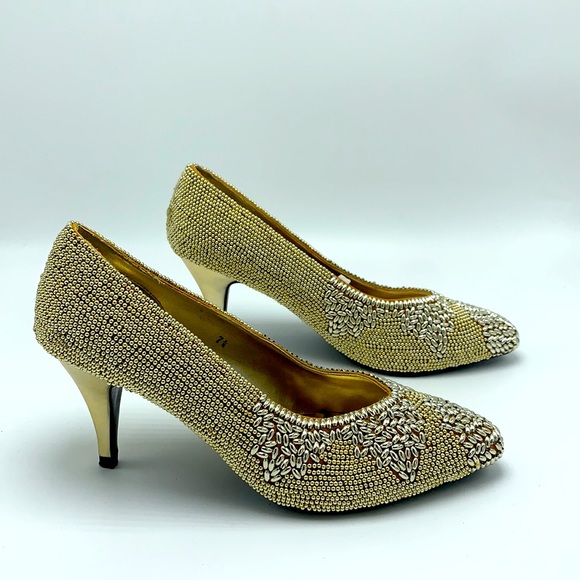 Vintage 80s gold beaded embellished heels size 7.5
